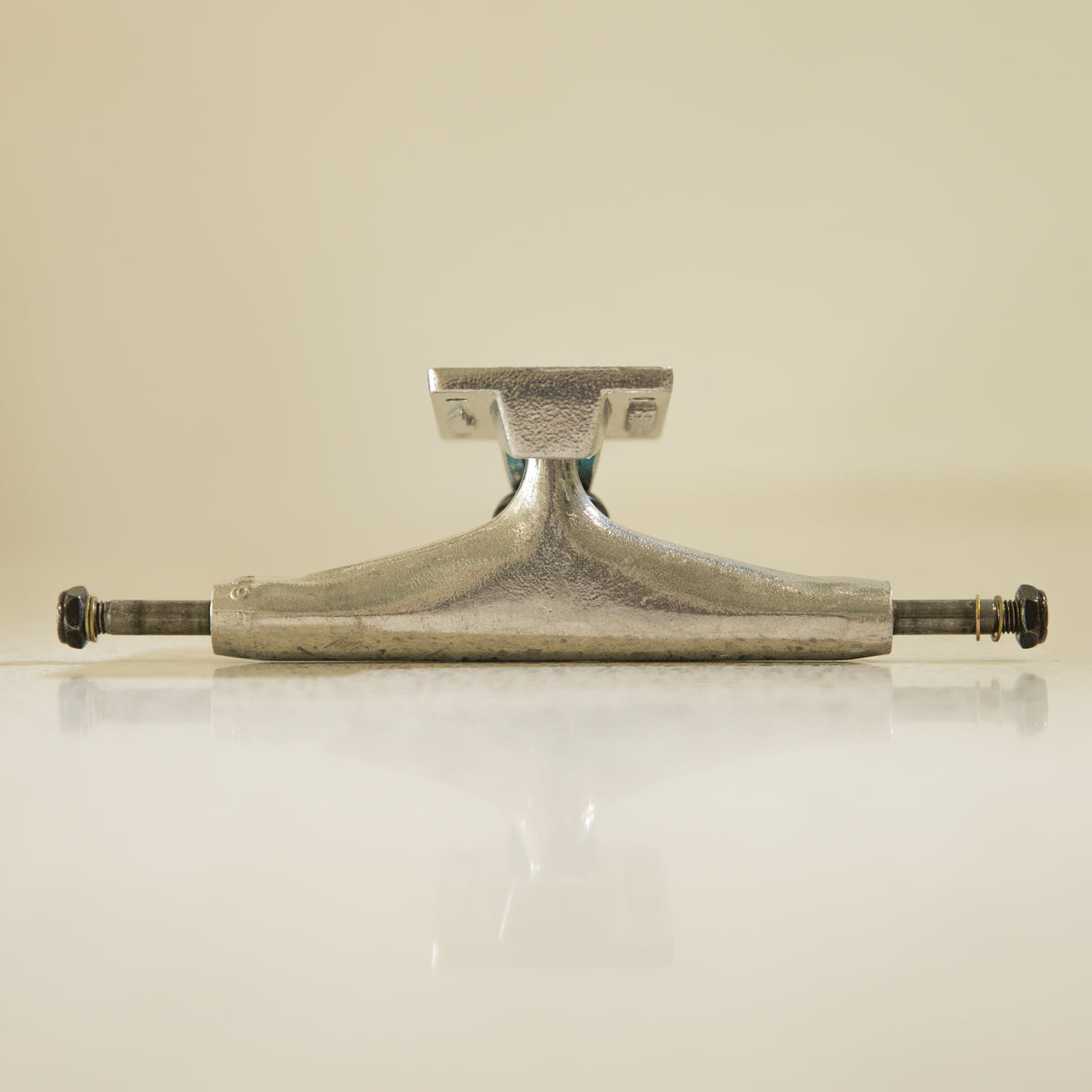Thunder Trucks Team Hi Polished 147 Set